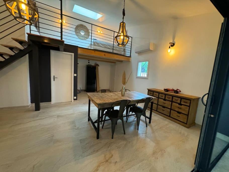 Emotion Spa84 Piscine Interieur Et Jacuzzi Mondragon