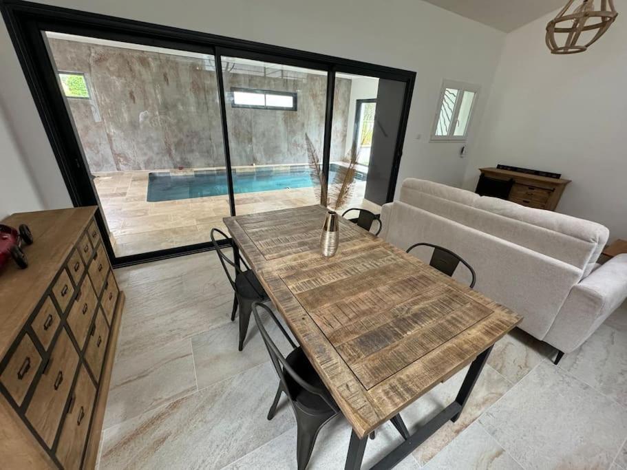 Emotion Spa84 Piscine Interieur Et Jacuzzi Villa Mondragon