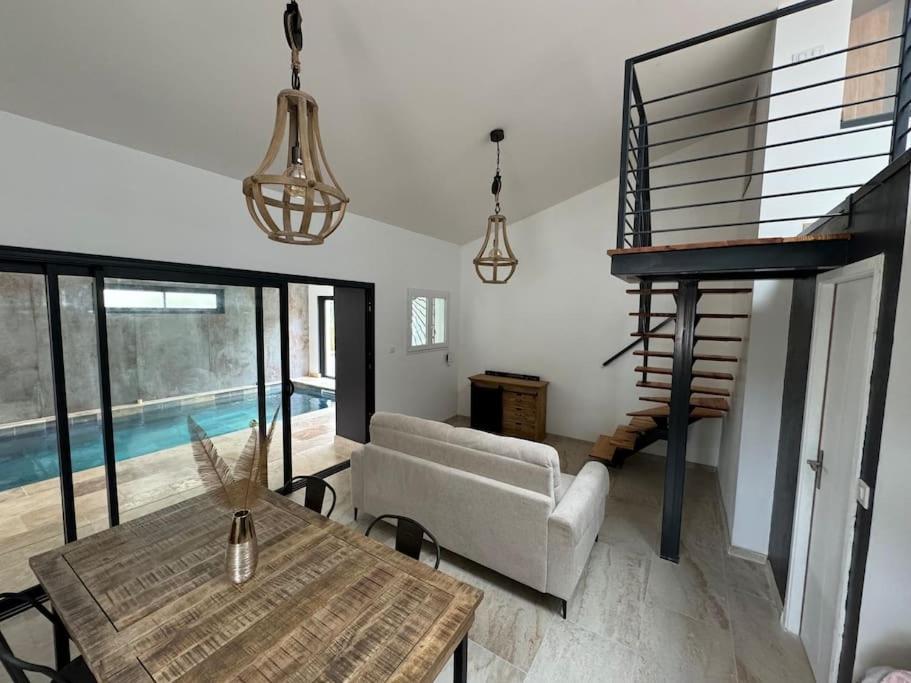 Emotion Spa84 Piscine Interieur Et Jacuzzi * Mondragon